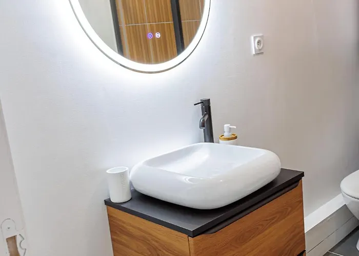 Le Cocon Cormeillais 아파트